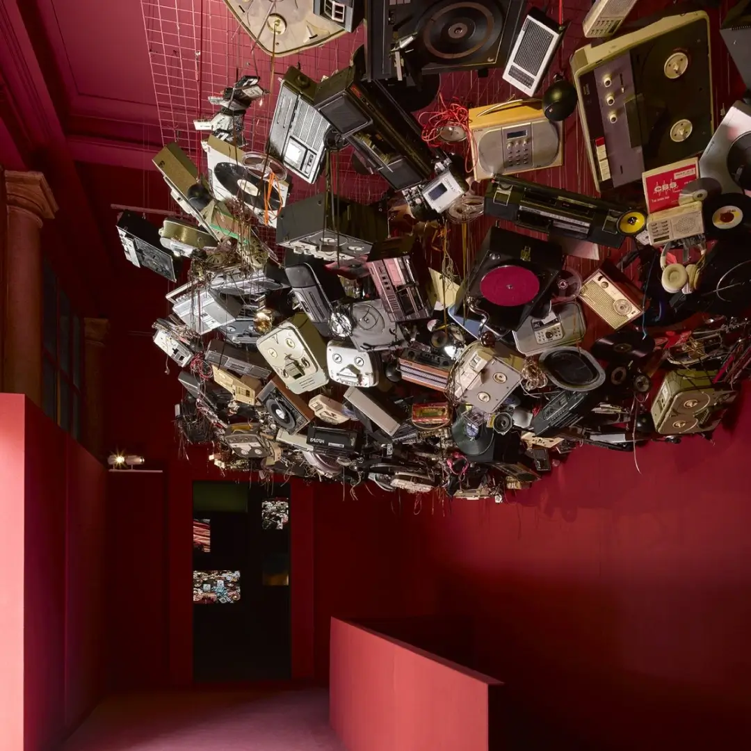 Venice-Biennale-Art-Exhibit-Case-Study-5-1080x1080-1